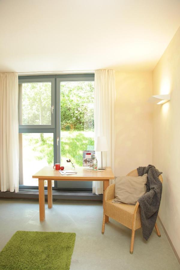 Hotel Alanus Gästehaus Alfter Exterior foto
