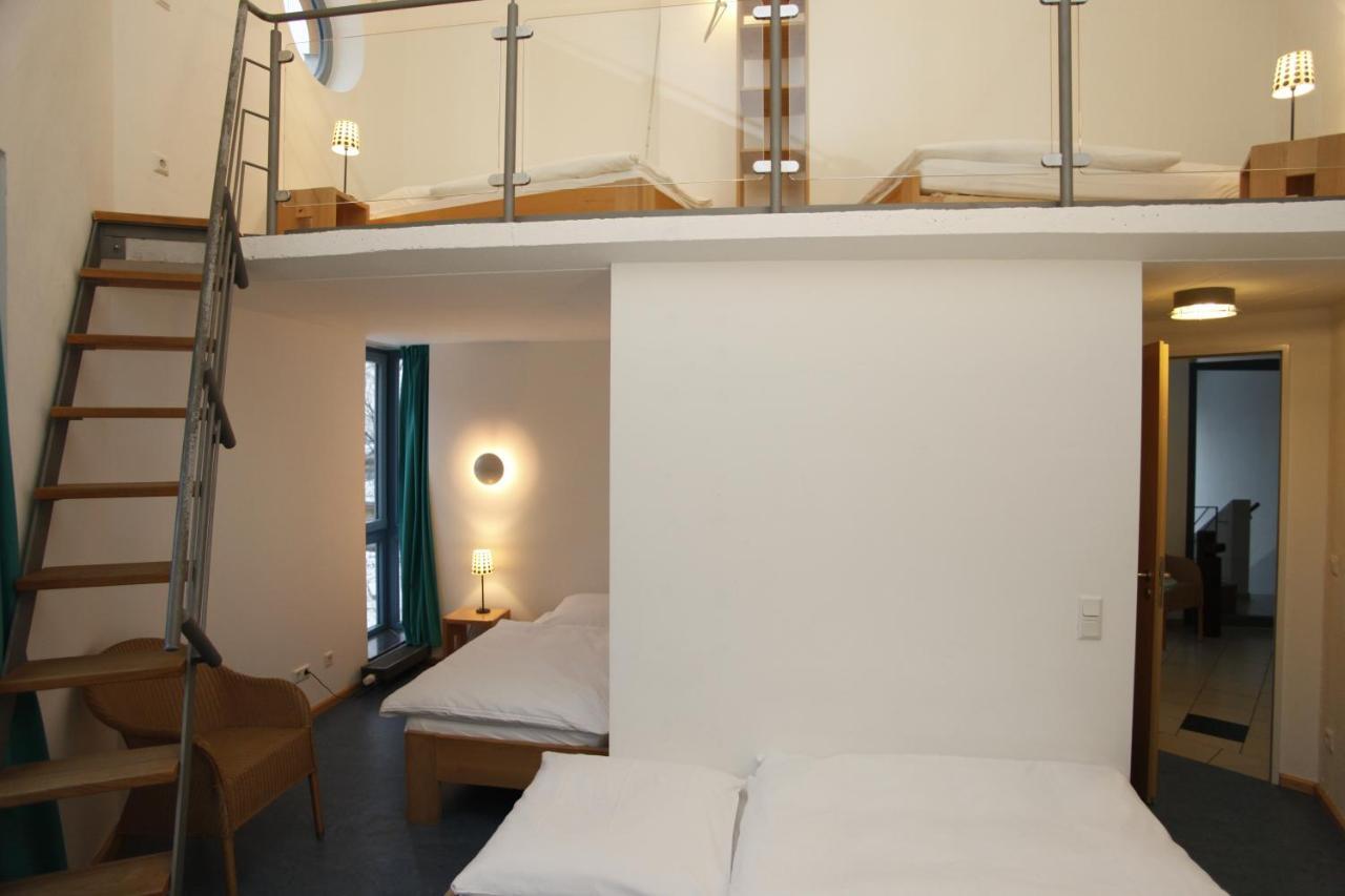 Hotel Alanus Gästehaus Alfter Exterior foto